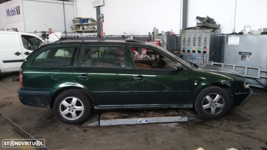 Portas Skoda Octavia Combi 1.9 tdi 110cv 2002 - 1