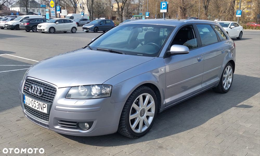 Audi A3 Sportback - 1