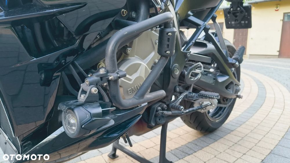 BMW XR - 10