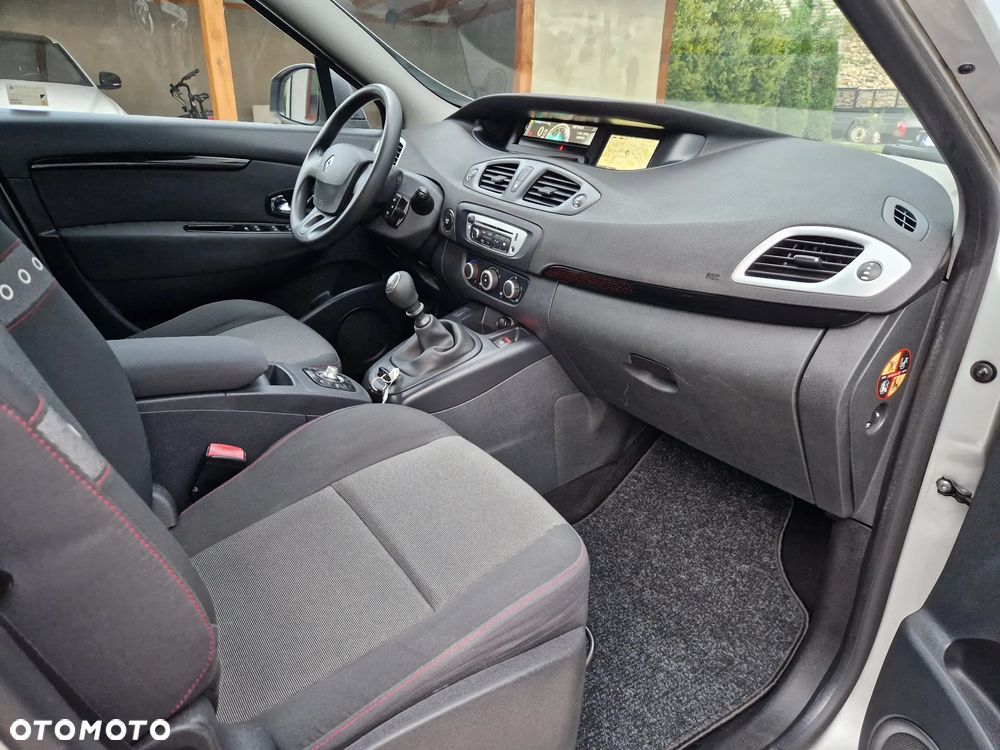 Renault Scenic 1.6 16V 110 TomTom Edition - 34