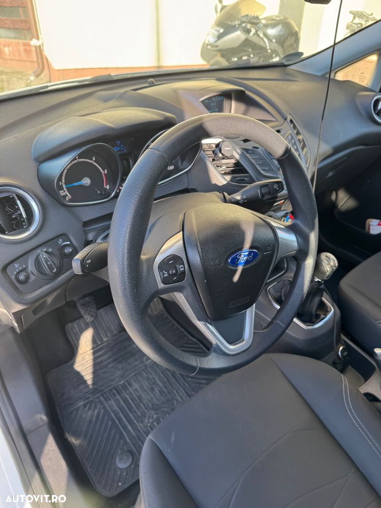 Ford Fiesta 1.6 TDCI Start-Stop ECOnetic Trend - 8