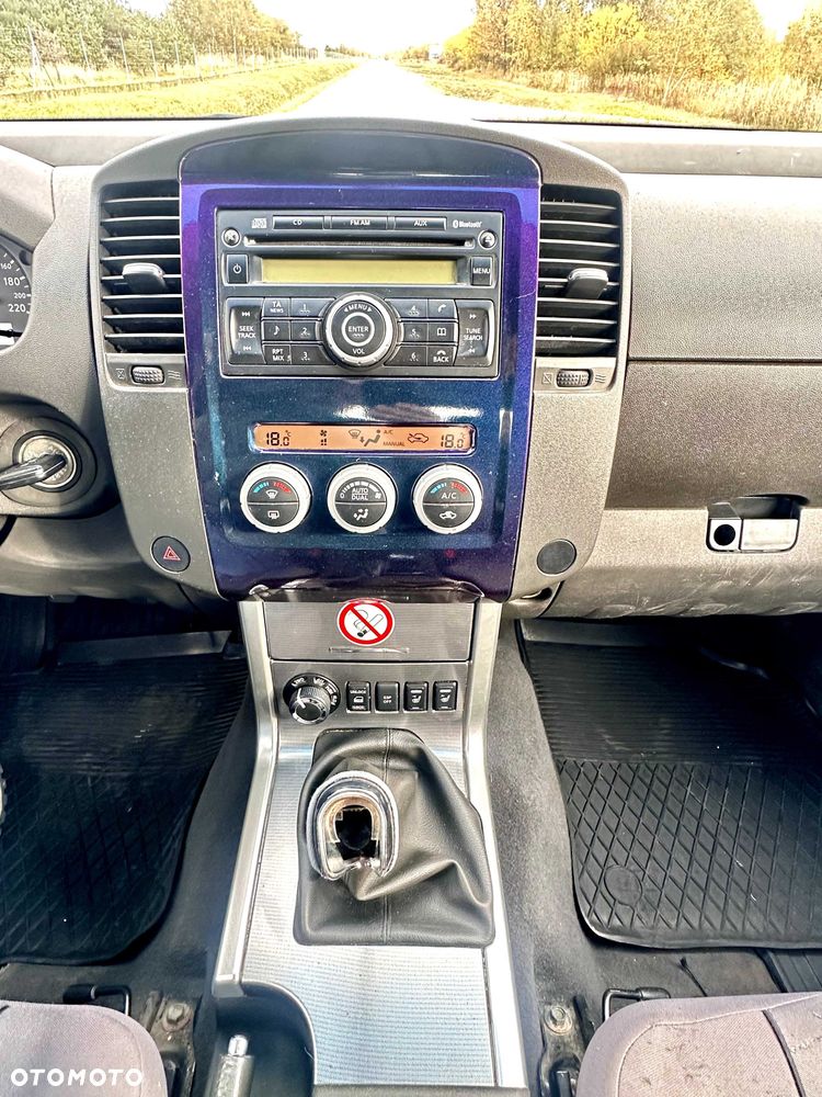 Nissan Navara - 8