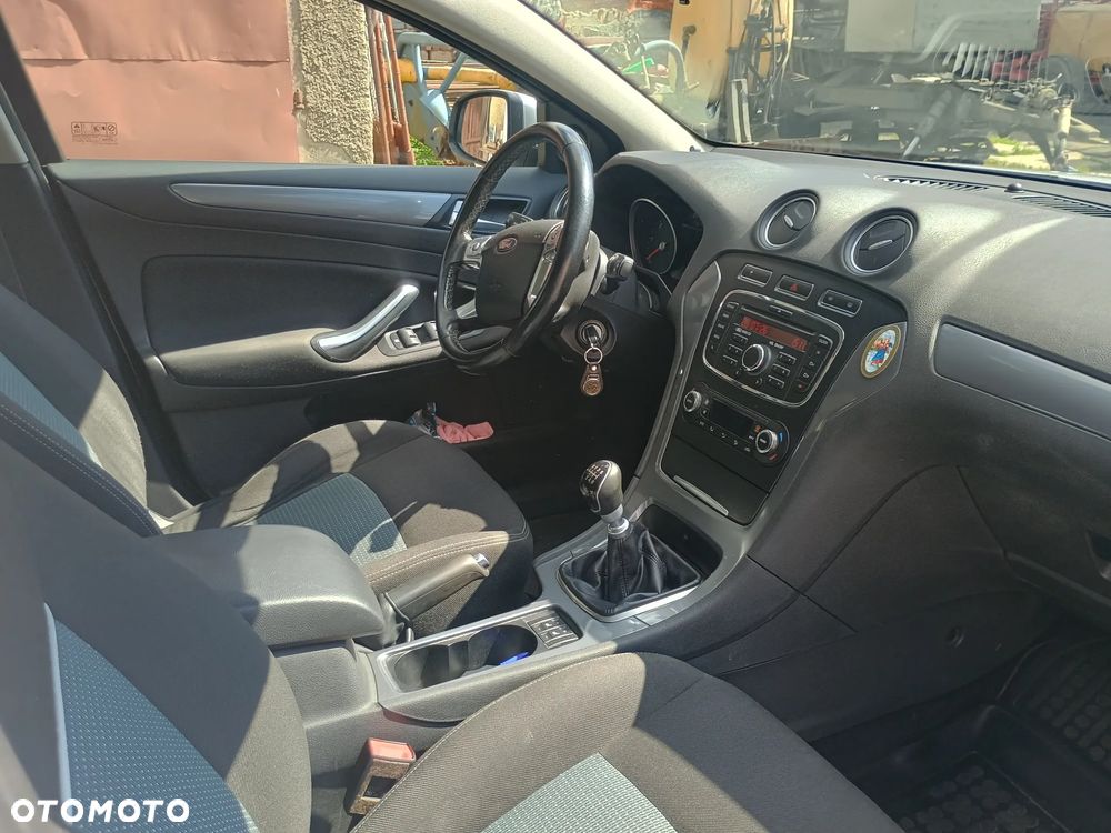 Ford Mondeo 1.6 TDCi Silver X Plus - 10