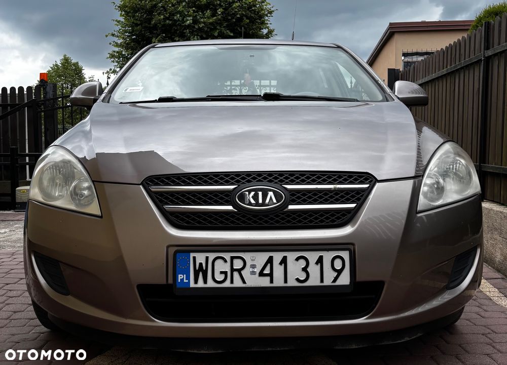 Kia Ceed - 2