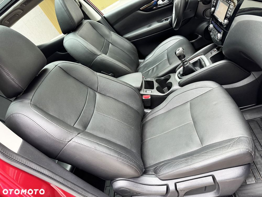 Nissan Qashqai 1.6 DIG-T Visia - 36