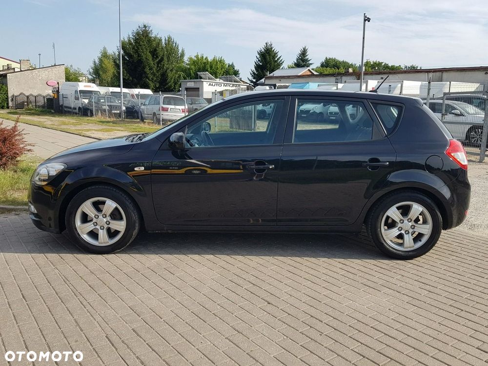 Kia Ceed 1.4 CVVT Spirit - 8