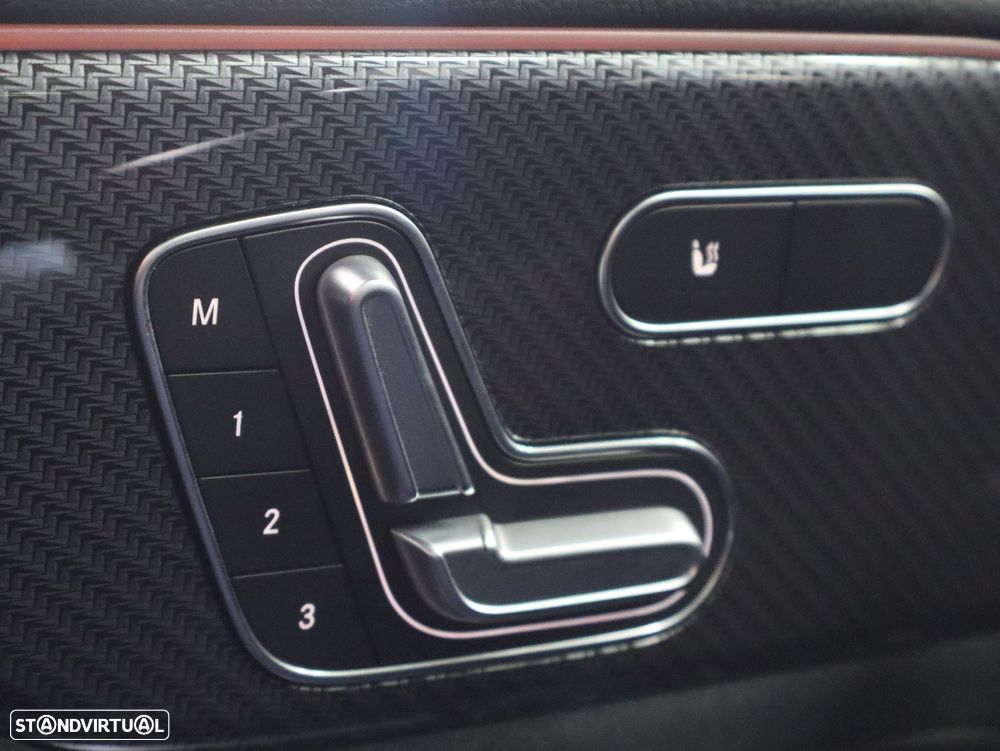 Mercedes-Benz GLA 250 e AMG Line - 21