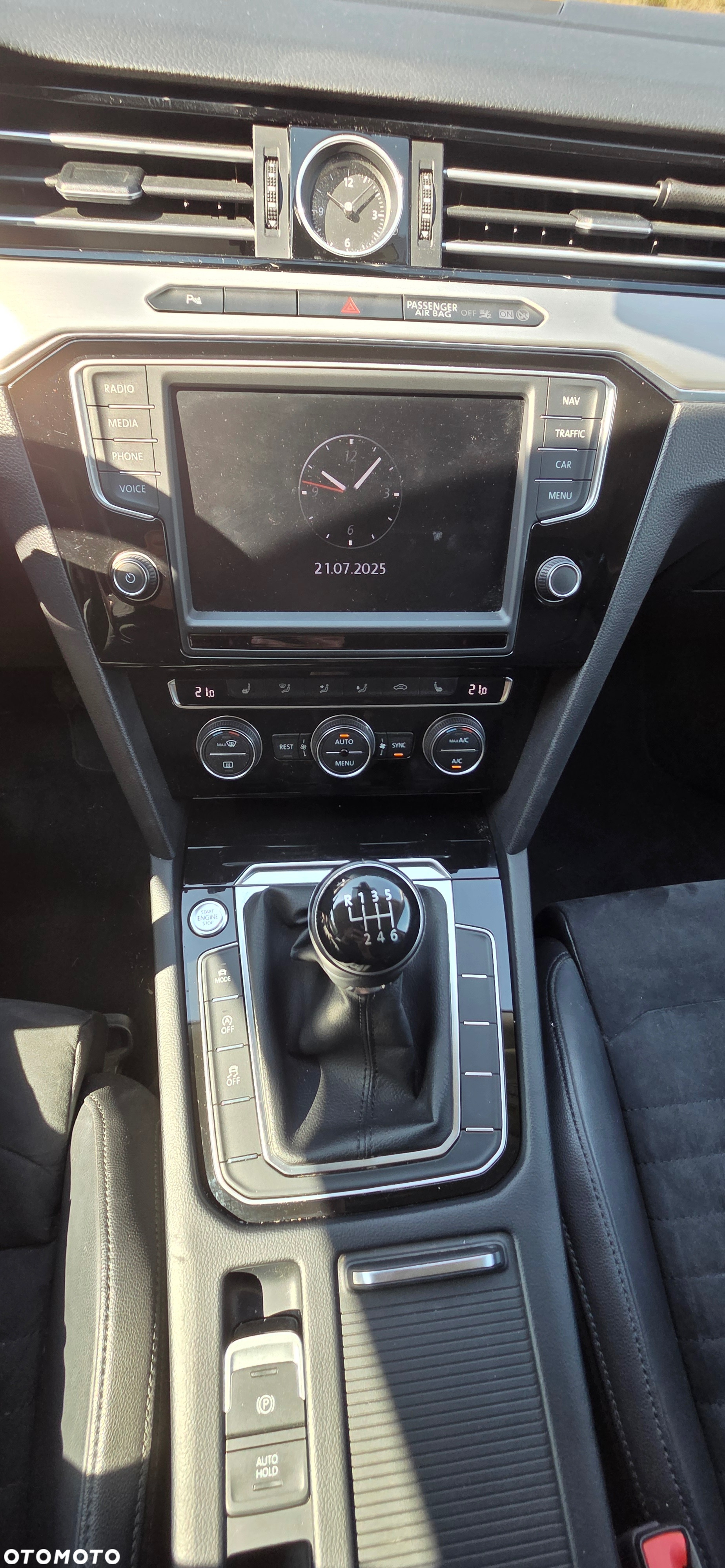 Volkswagen Passat 1.8 TSI BMT Highline - 23