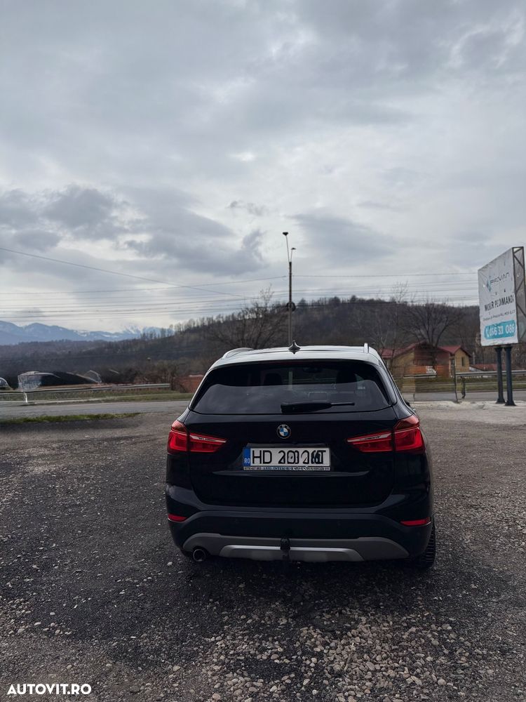 BMW X1 sDrive18d Aut. Sport Line - 9