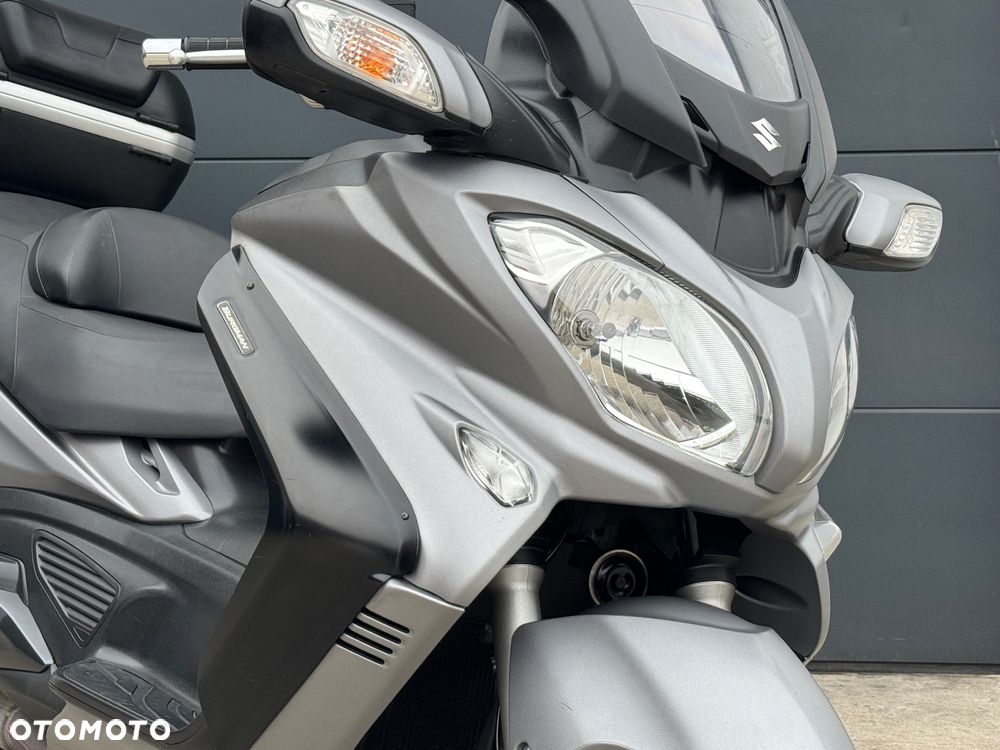 Suzuki Burgman - 3