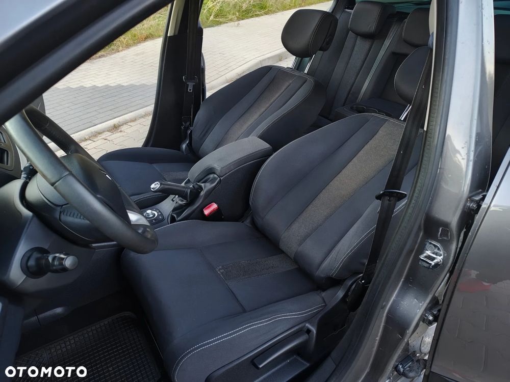Renault Megane TCe 180 Luxe - 31