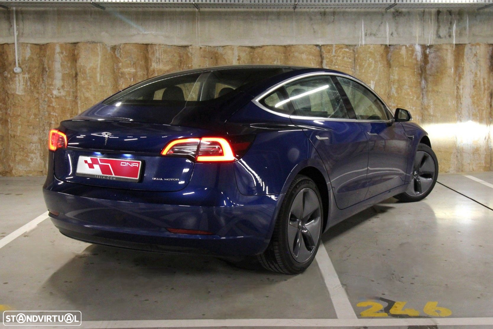 Tesla Model 3 Long-Range Dual Motor AWD - 4