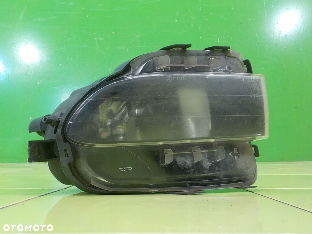 LEXUS GS III LIFT 3.5 B AUT 08r 4D halogen prawy 933-6860 - 2