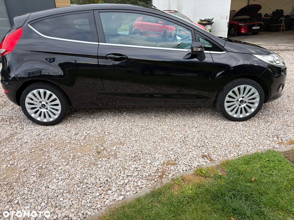 Ford Fiesta 1.25 Titanium - 15
