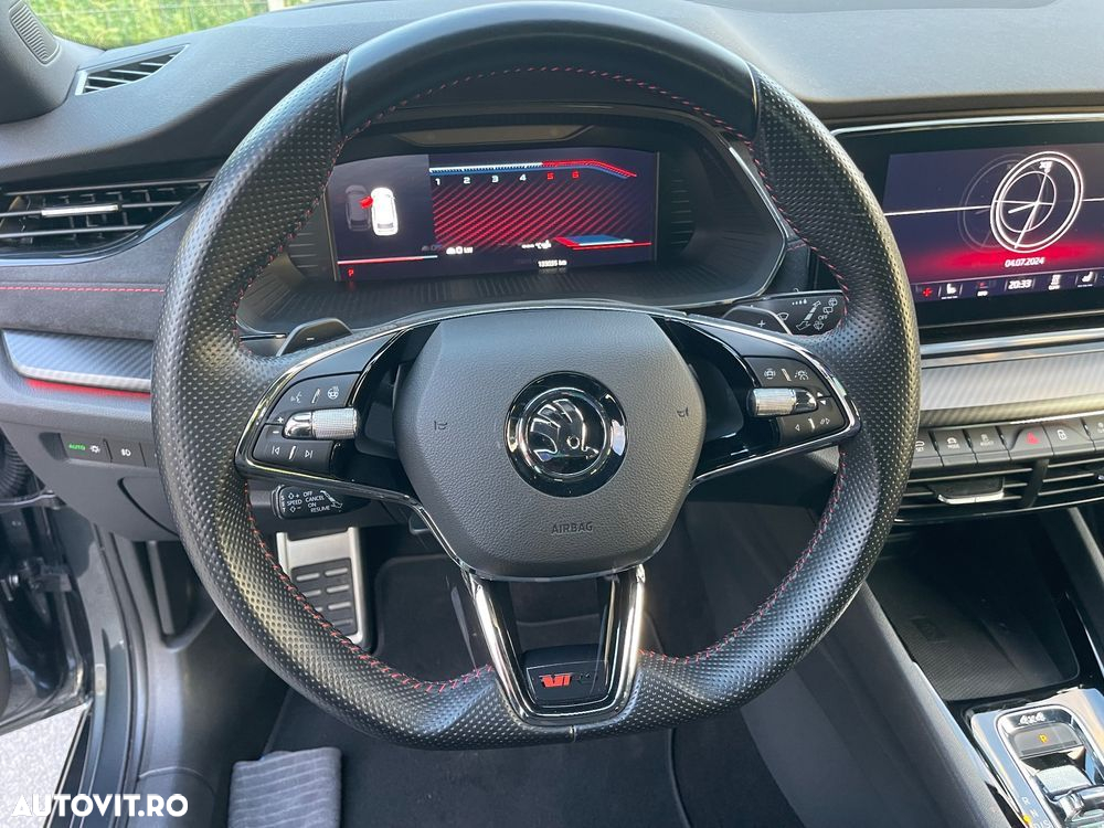 Skoda Octavia 2.0 TDI DSG 4x4 RS Plus - 10