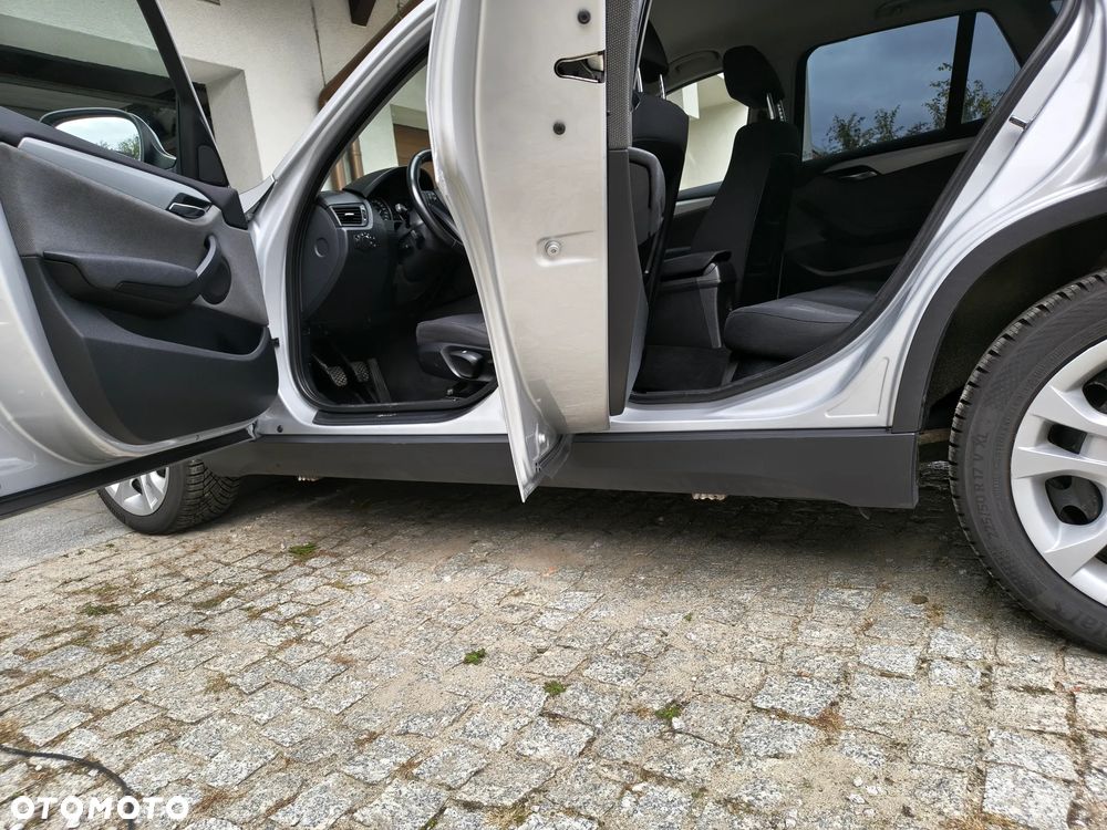 BMW X1 sDrive18d - 26
