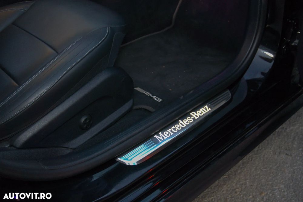 Mercedes-Benz E - 10