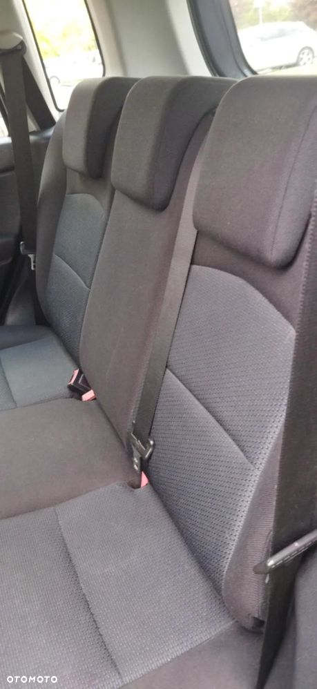 Mazda 2 - 13