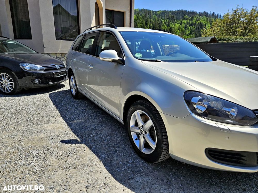 Volkswagen Golf 2.0 TDI DPF Highline - 12