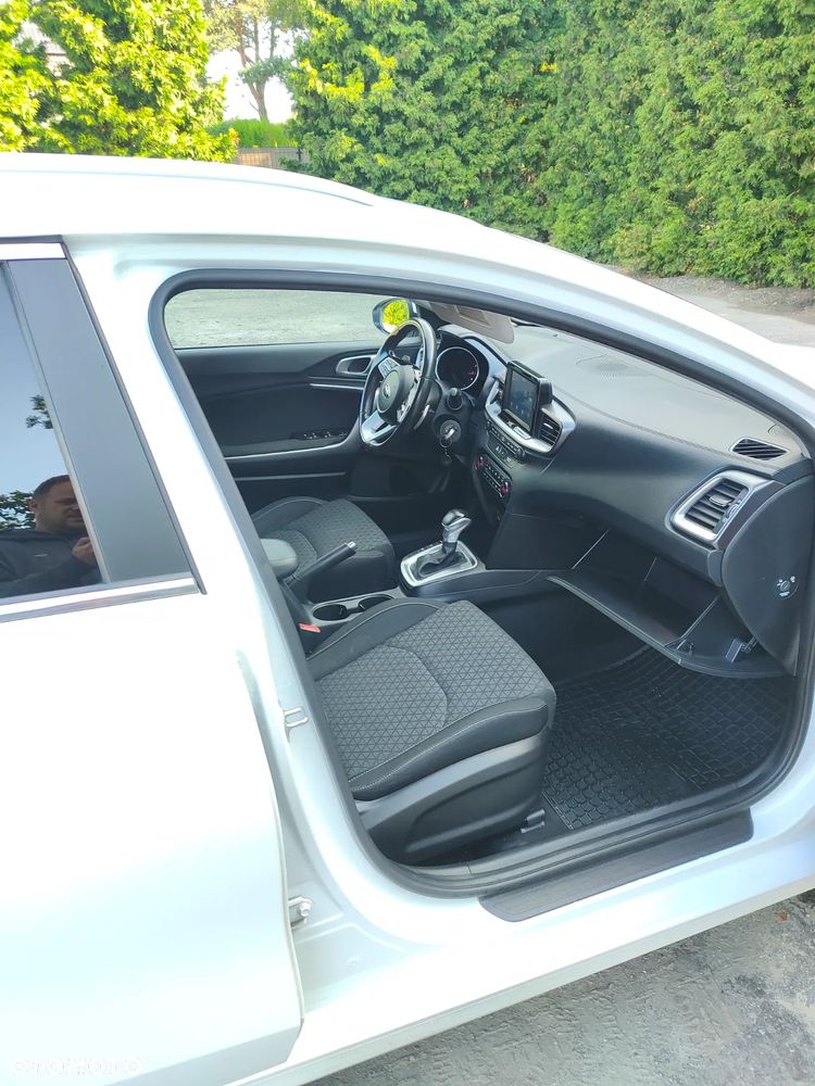 Kia Ceed 1.4 T-GDI M DCT - 15