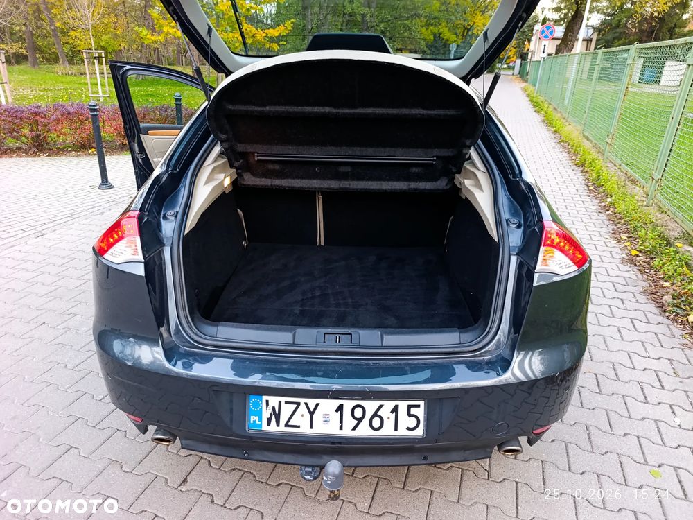 Renault Laguna 2.0 16V Turbo Initiale - 9