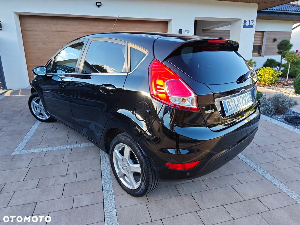 Ford Fiesta - 8