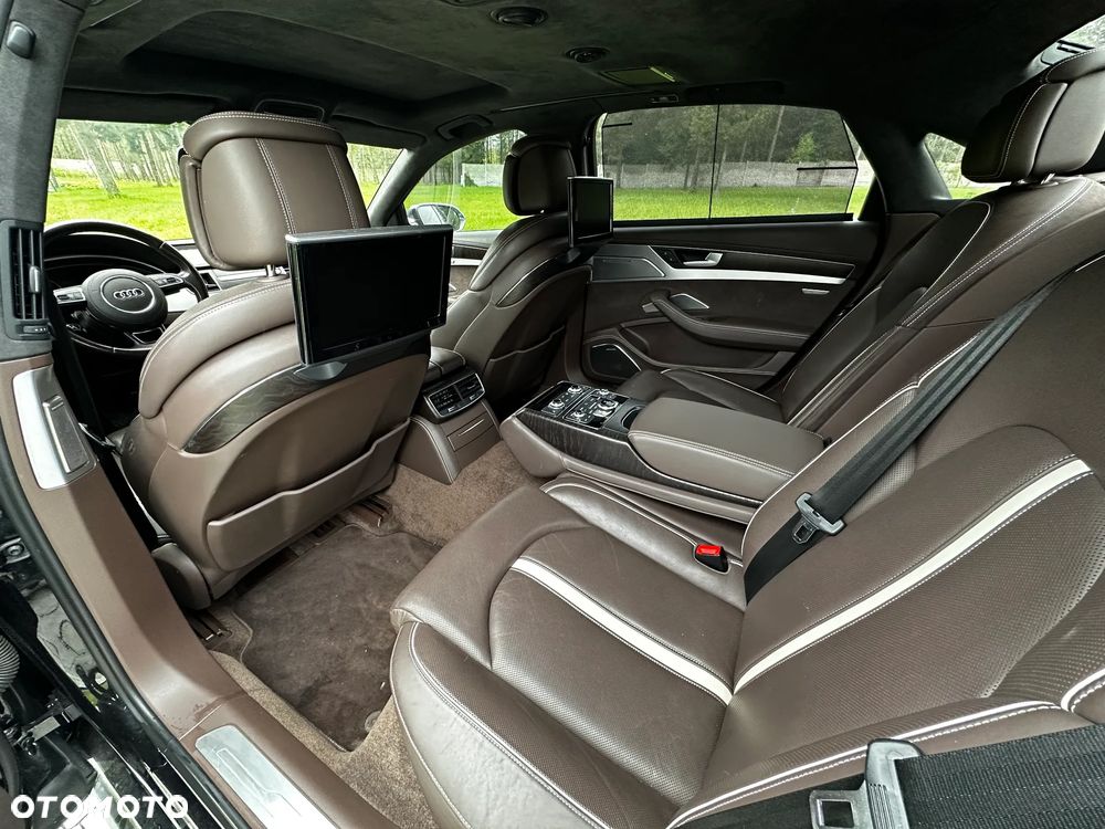 Audi A8 4.2 TDI DPF (clean diesel) quattro tiptronic Lang - 12