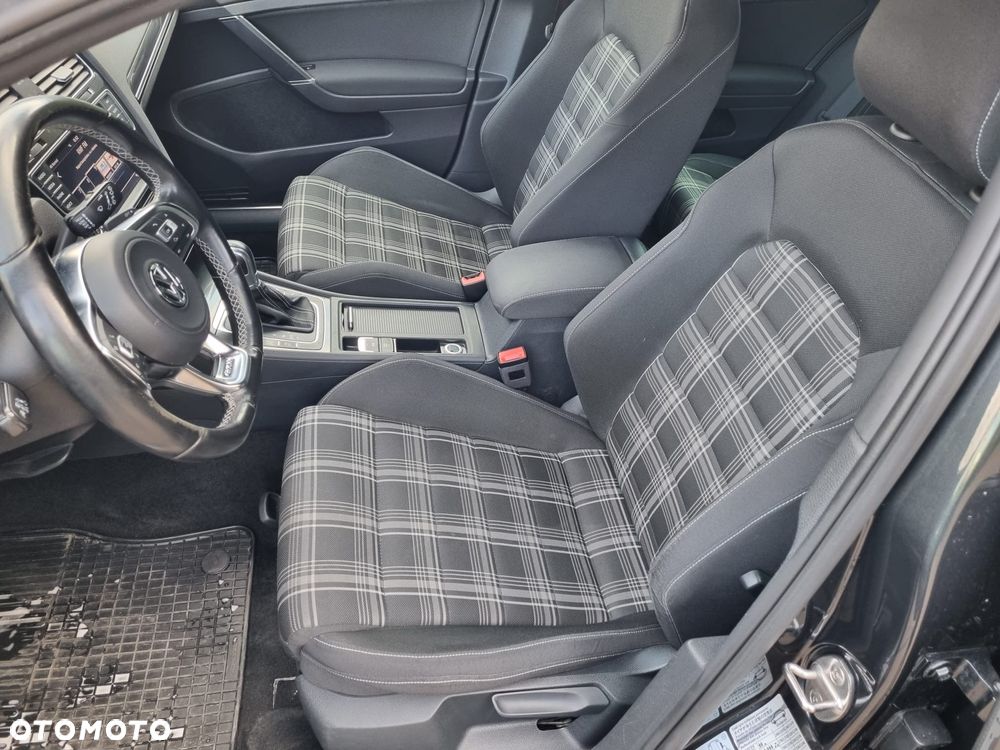 Volkswagen Golf Variant GTD BlueMotion Technology DSG - 29