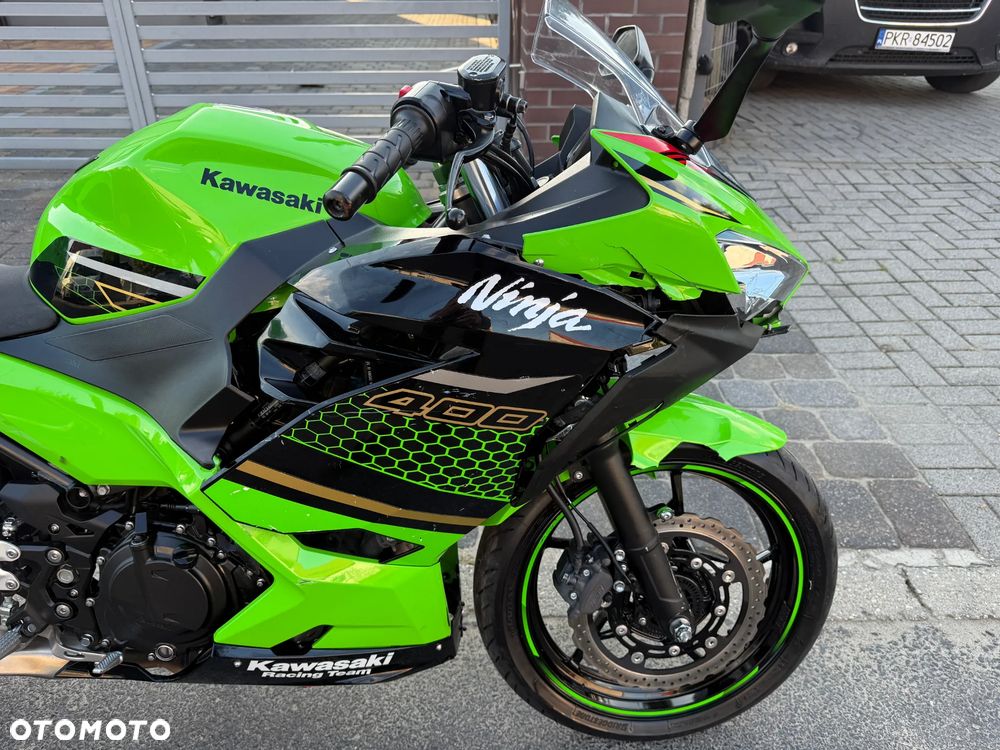 Kawasaki Ninja 400 - 23