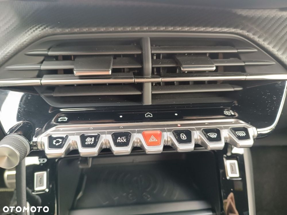 Peugeot 2008 - 18