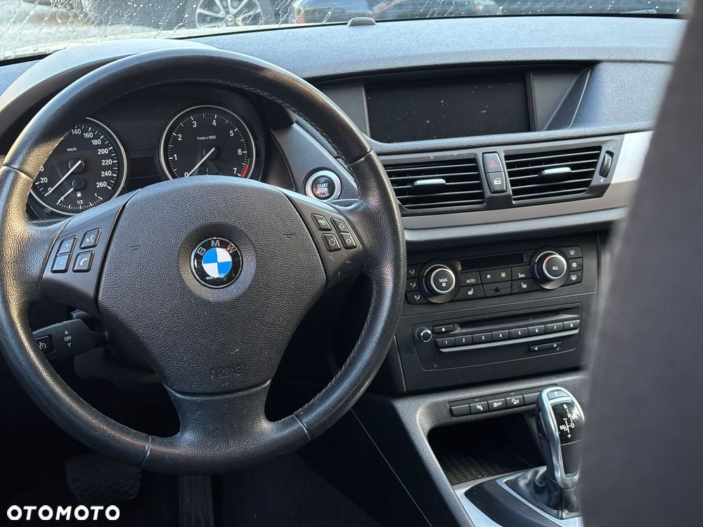 BMW X1 - 13