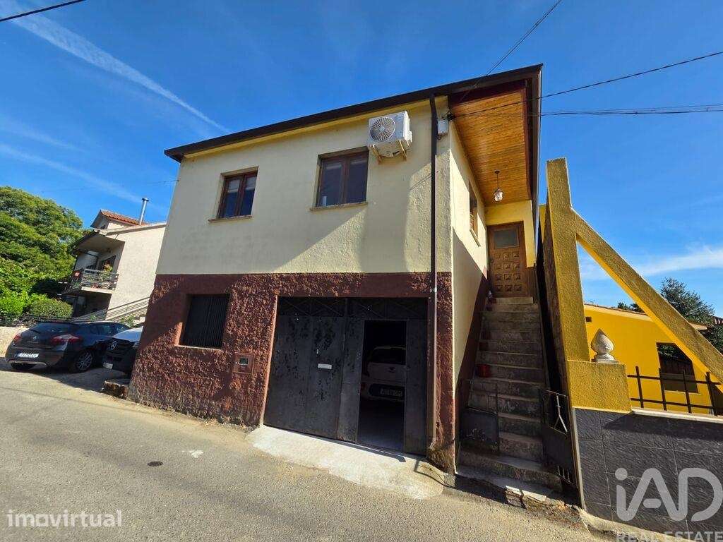 Casa / Villa T3 em Santa Comba Dão e Couto do Mosteiro - Grande imagem: 5/36