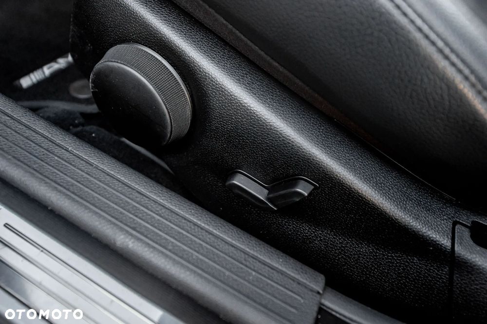 Mercedes-Benz Klasa C 200 7G-TRONIC Avantgarde Edition - 29