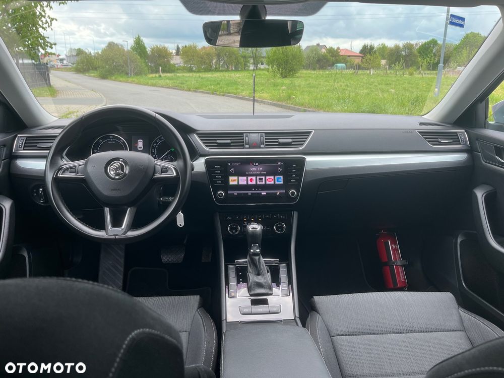 Skoda Superb 2.0 TDI DSG Style - 19