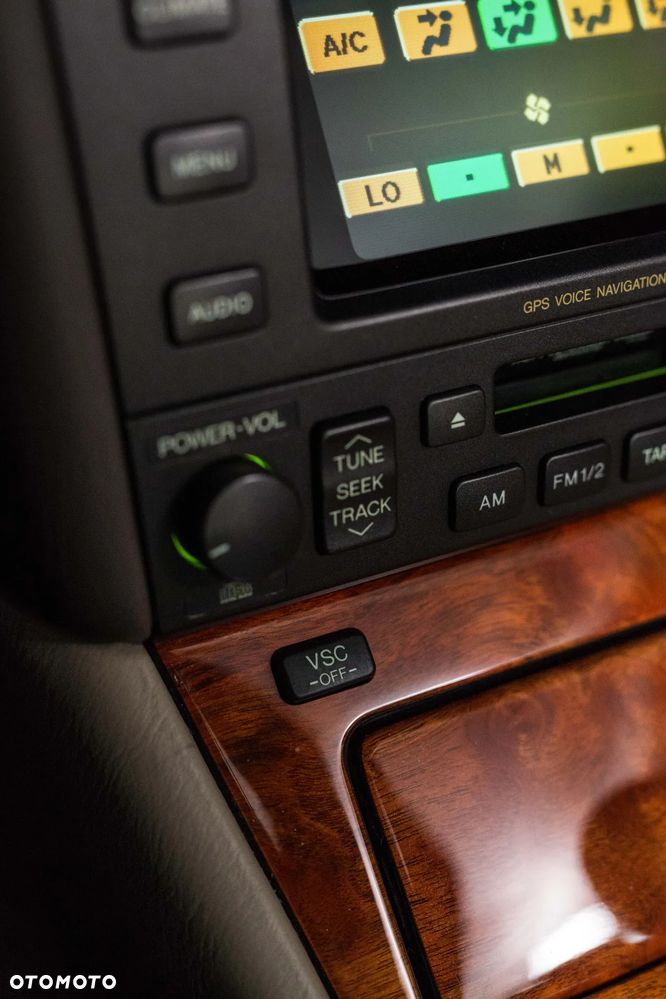 Lexus LS 400 - 23
