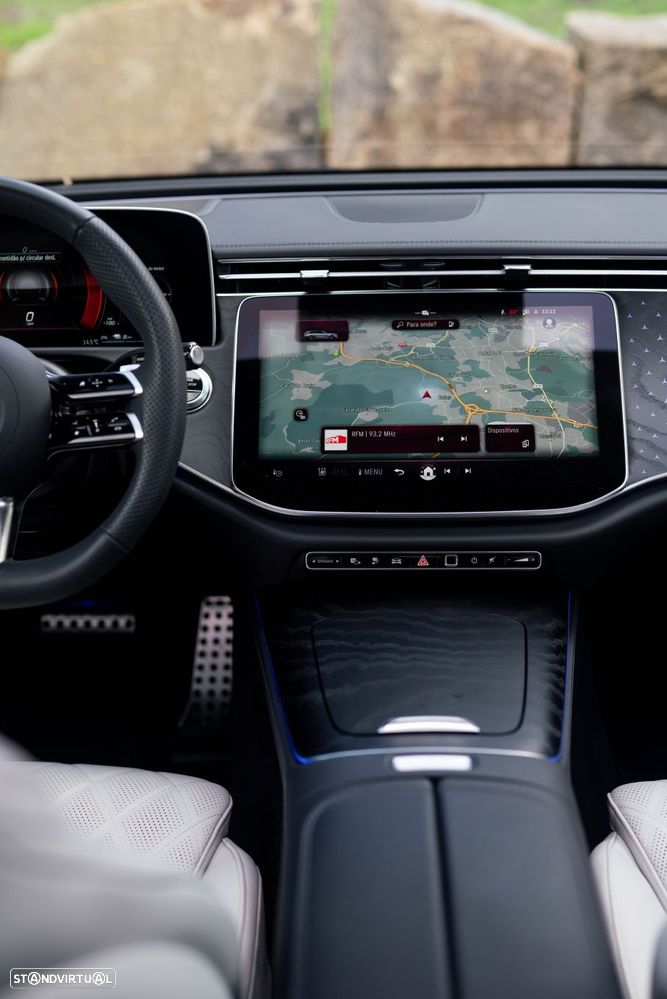 Mercedes-Benz E 300 - 36