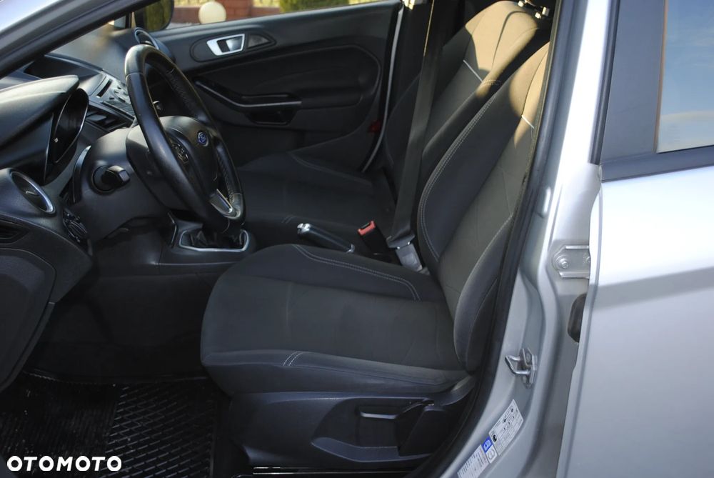 Ford Fiesta - 16