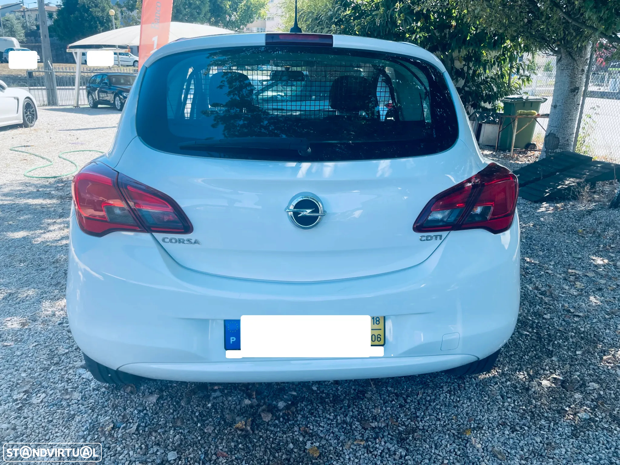 Opel corsa 1.3 cdti van - 11