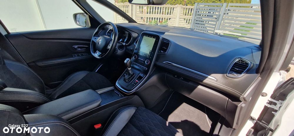 Renault Grand Scenic Gr 1.7 Blue dCi Bose EDC - 13