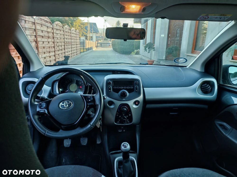Toyota Aygo 1.0 VVT-i Sprint EU6 - 16
