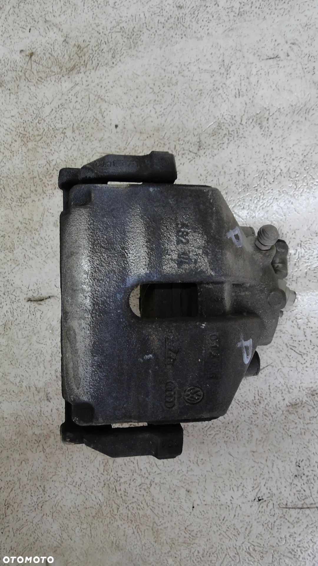 VW SCIROCCO ZACISK HAMULCOWY PRAWY PRZÓD PRZEDNI KLOCKI 2.0TSI 08-17r - 1