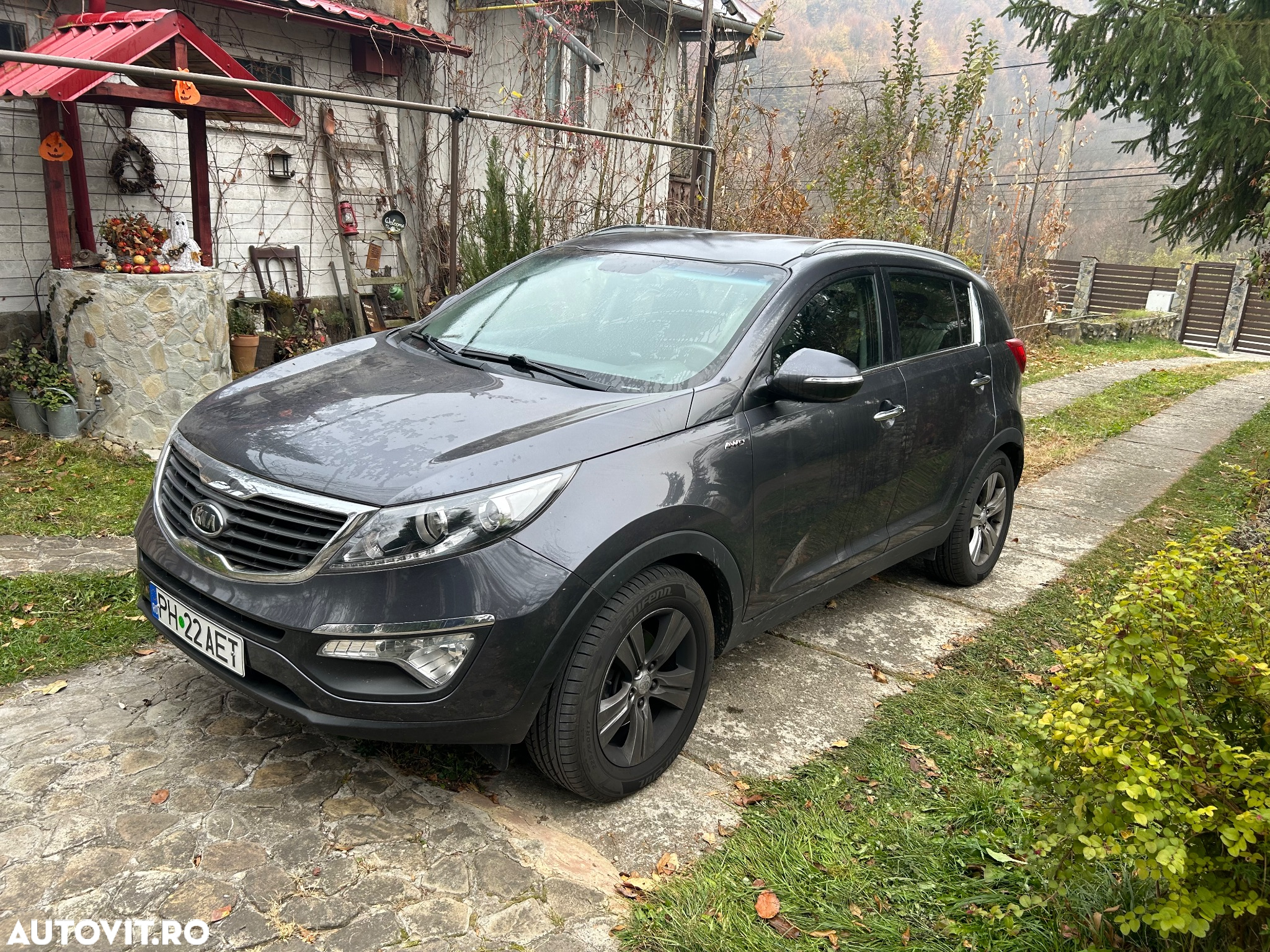 Kia Sportage 2.0 CRDI 4WD Automatik Vision - 2