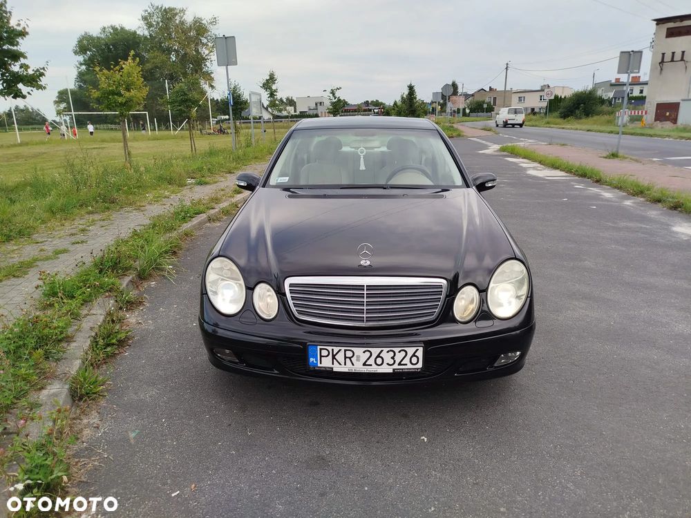 Mercedes-Benz Klasa E 220 CDI Classic - 3