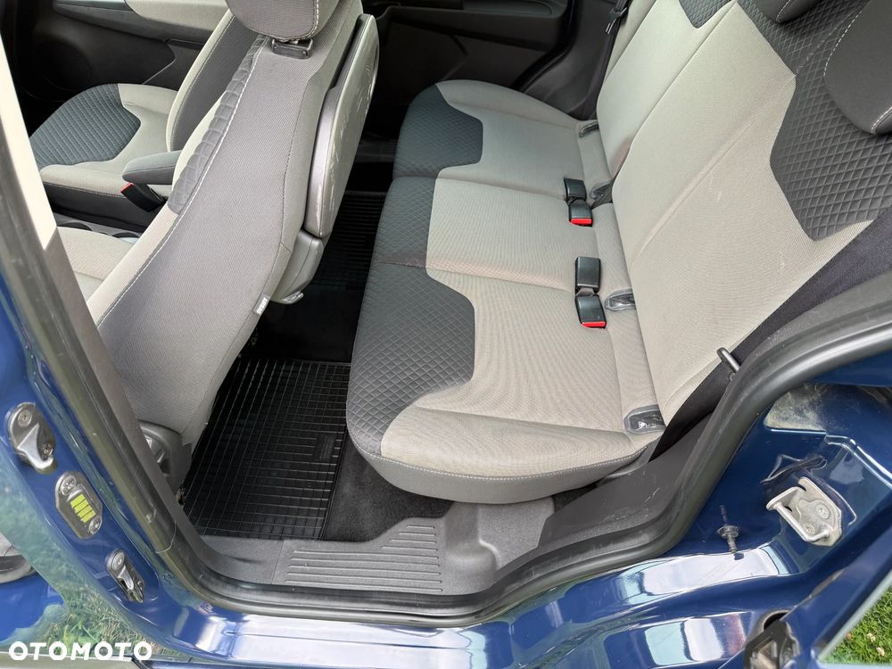 Ford Tourneo Courier 1.5 TDCi Trend - 11