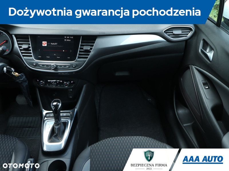 Opel Crossland X - 10