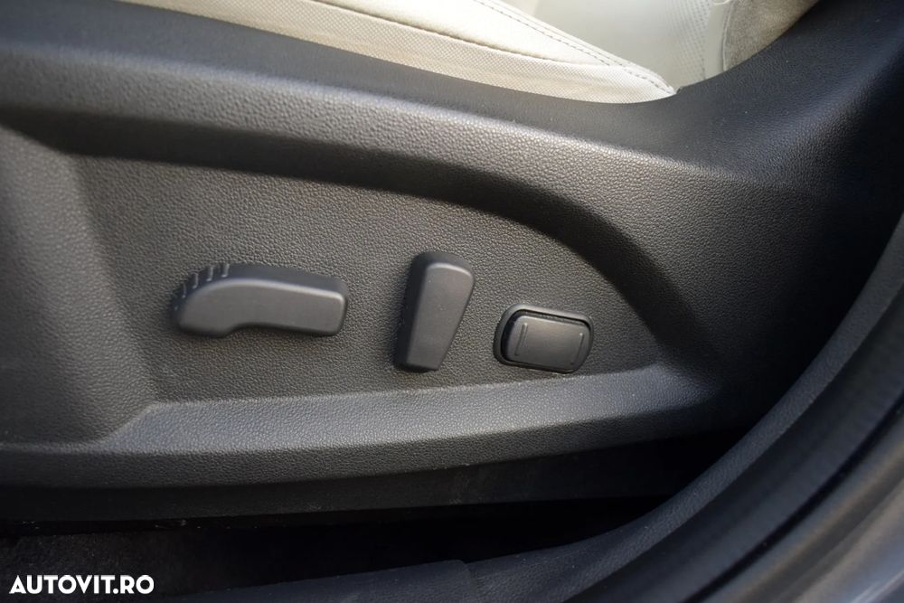 Renault Koleos ENERGY dCi 175 4WD INTENS - 15