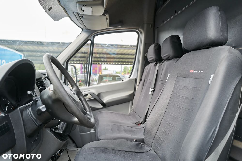 Mercedes-Benz Sprinter 310 - 17