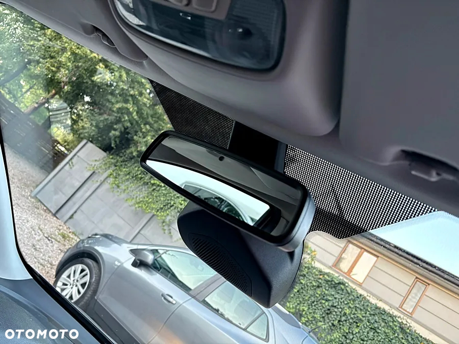 Ford Tourneo Connect Grand - 32