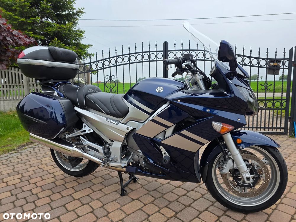 Yamaha FJR - 2