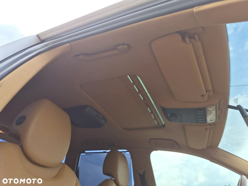 Porsche Cayenne - 19